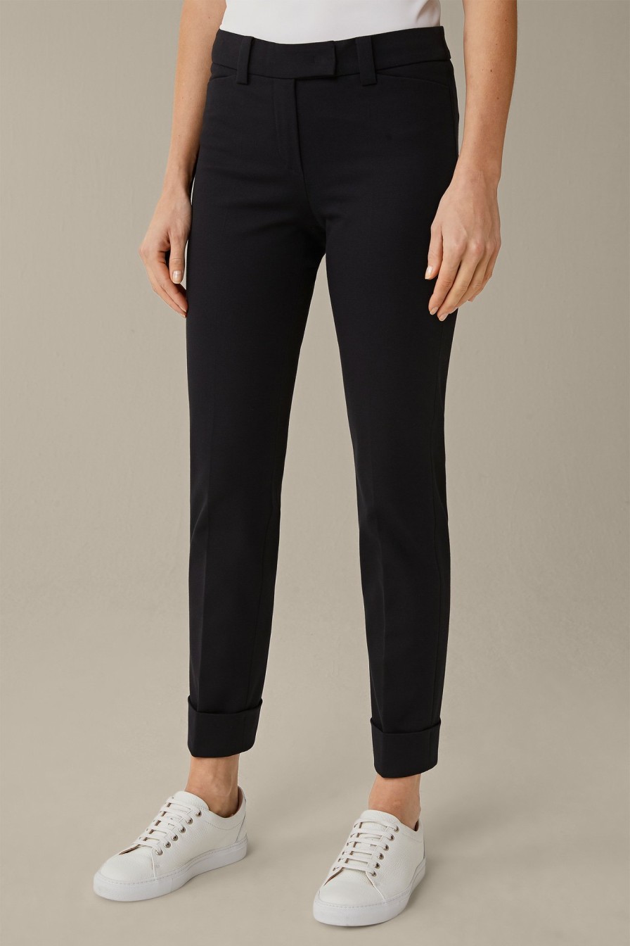 Hot Windsor Chinos With Turn-Up In Black