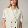 Hot Windsor Tweed Waistcoat With Wide Lapel In Cream