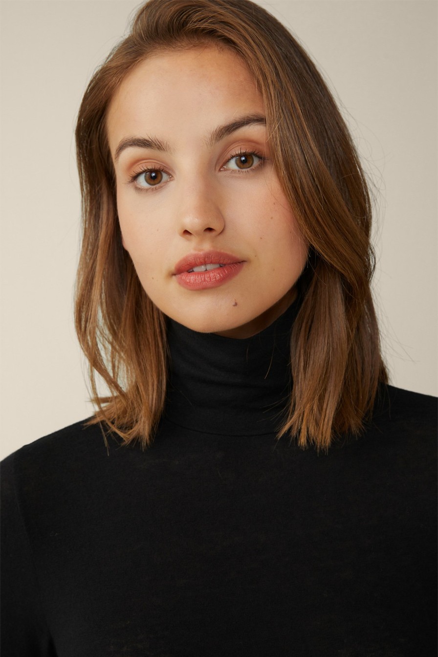 Online Windsor Tencel Wool Stretch Roll Neck Pullover In Black